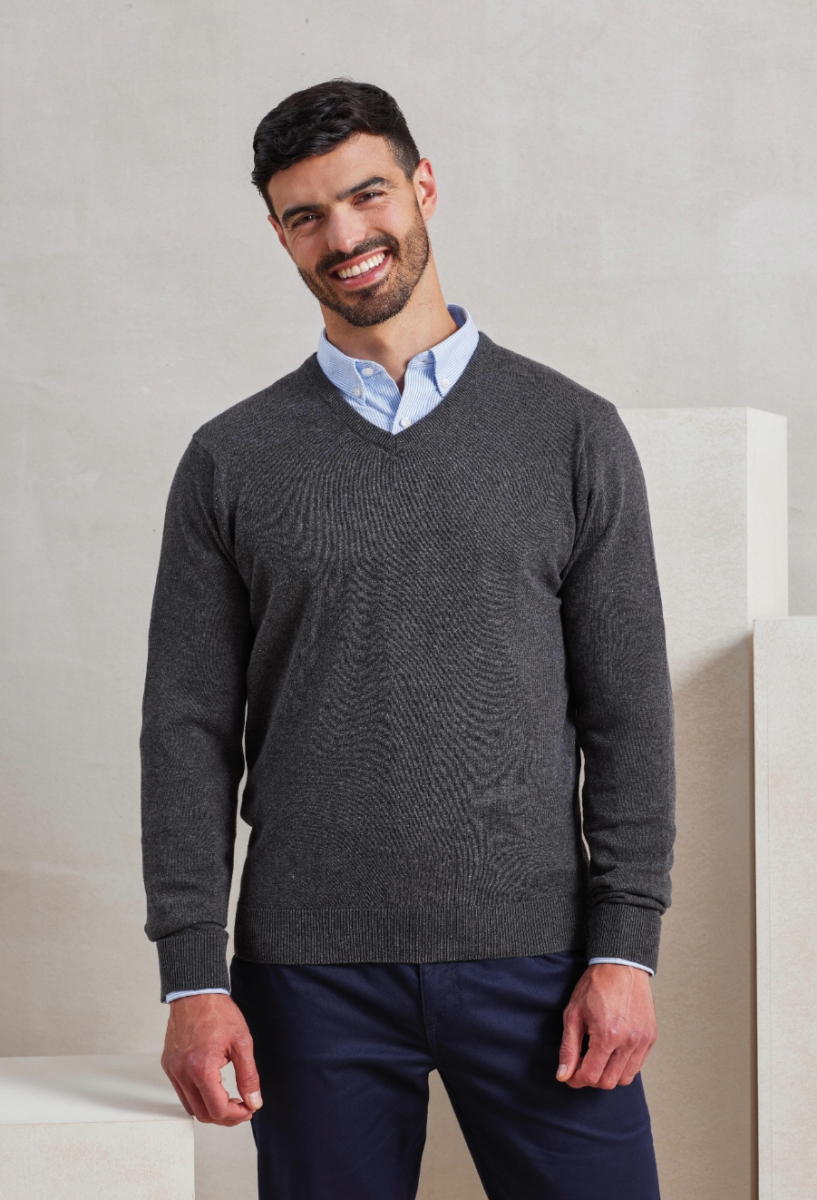 V-neck knitted sweater Charcoal V-neck knitted sweater Charcoal