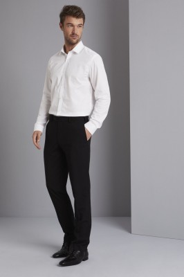 Qualitas Men's Modern Fit Flat Front Pants (Regular)